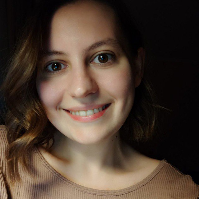 Учитель корейского языка Саша Менторка